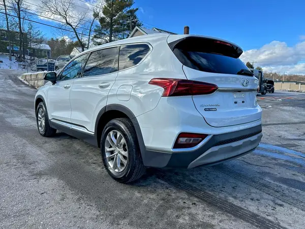 5NMS3CADXKH070921 2019 HYUNDAI SANTA FE - Image 2