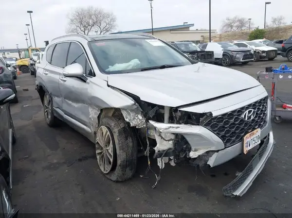 5NMS53AA4KH109566 2019 HYUNDAI SANTA FE - Image 1