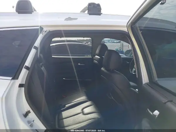 5NMS53AA5LH250180 2020 HYUNDAI SANTA FE - Image 8