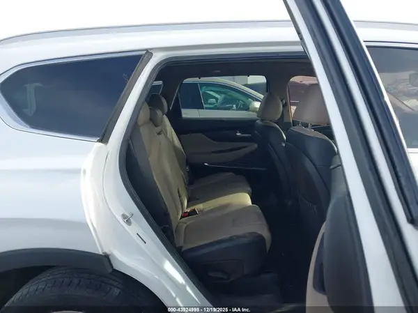 5NMS53AA8KH108050 2019 HYUNDAI SANTA FE - Image 8