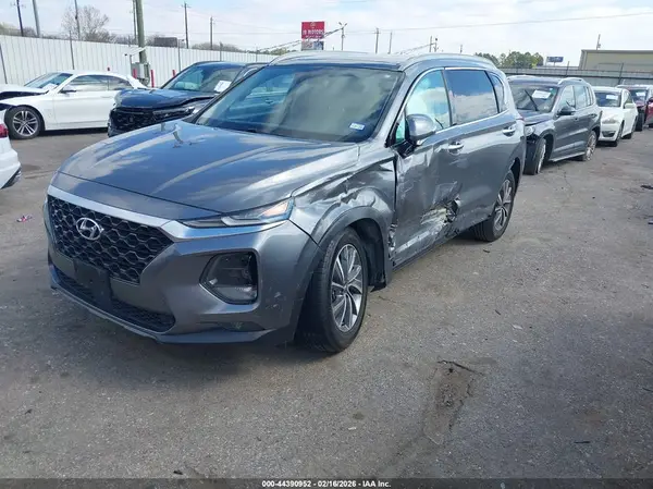 5NMS53AD1KH018944 2019 HYUNDAI SANTA FE - Image 2