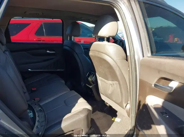 5NMS53AD3KH045756 2019 HYUNDAI SANTA FE - Image 8