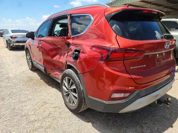 5NMS53AD4KH021174 2019 HYUNDAI SANTA FE - Image 2