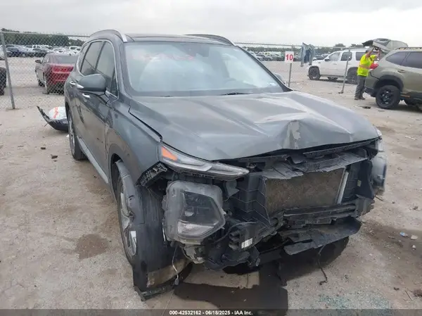 5NMS53AD7KH126937 2019 HYUNDAI SANTA FE - Image 1