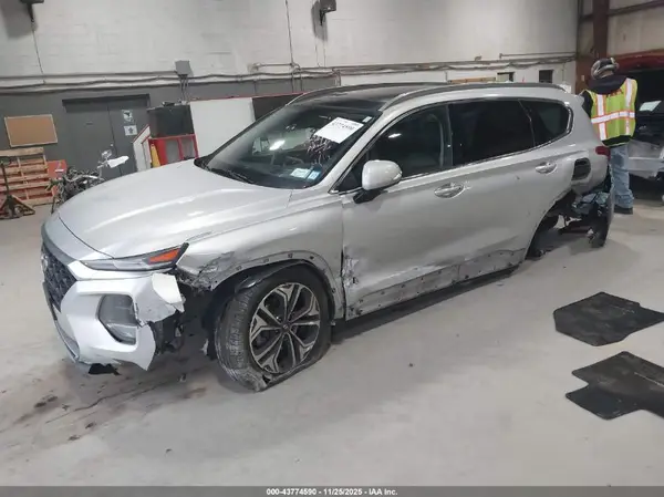 5NMS5CAA8KH013570 2019 HYUNDAI SANTA FE - Image 2