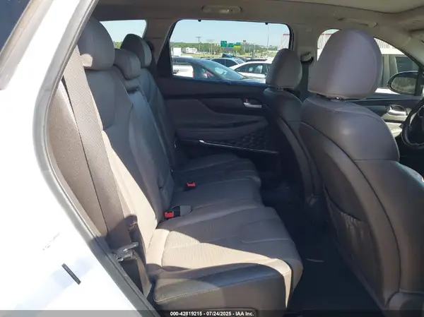 5NMS5CAA8KH014525 2019 HYUNDAI SANTA FE - Image 8