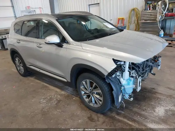 5NMS5CAD2KH130605 2019 HYUNDAI SANTA FE - Image 1