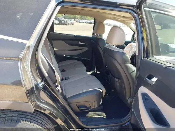 5NMS5CAD5KH135586 2019 HYUNDAI SANTA FE - Image 8