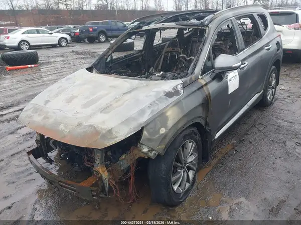 5NMS5CADXKH104799 2019 HYUNDAI SANTA FE - Image 2