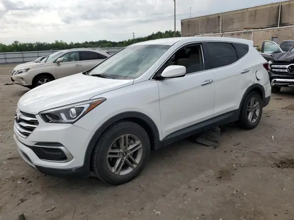 5NMZT3LB0JH086800 2018 HYUNDAI SANTA FE - Image 1