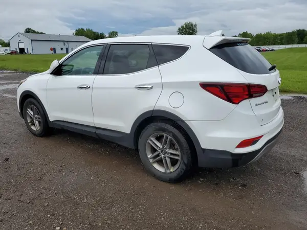 5NMZT3LB1HH026244 2017 HYUNDAI SANTA FE - Image 2