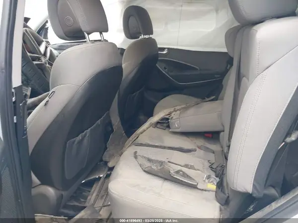 5NMZT3LB1HH037373 2017 HYUNDAI SANTA FE - Image 8