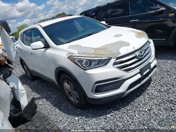 5NMZT3LB1JH082332 2018 HYUNDAI SANTA FE - Image 1