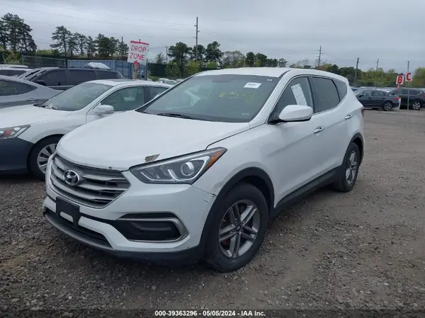 5NMZT3LB2HH020436 2017 HYUNDAI SANTA FE - Image 2