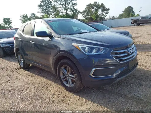5NMZT3LB2JH092677 2018 HYUNDAI SANTA FE - Image 1