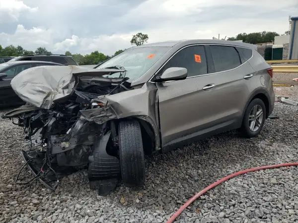 5NMZT3LB2JH104519 2018 HYUNDAI SANTA FE - Image 1