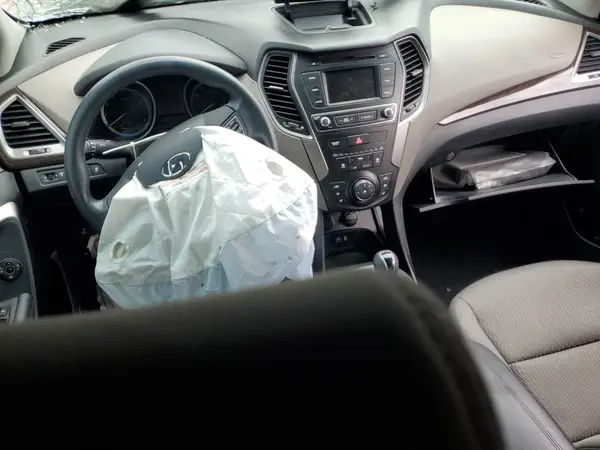 5NMZT3LB2JH104519 2018 HYUNDAI SANTA FE - Image 8