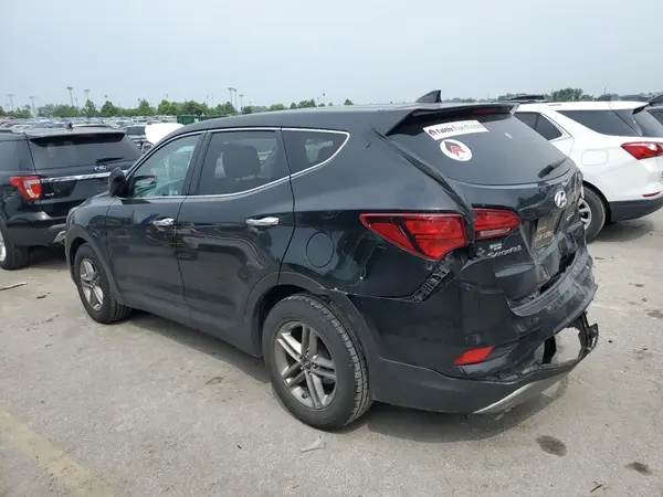 5NMZT3LB3HH004651 2017 HYUNDAI SANTA FE - Image 2