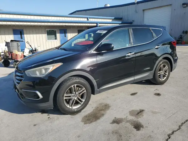 5NMZT3LB3HH045863 2017 HYUNDAI SANTA FE - Image 1