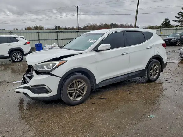 5NMZT3LB3JH072700 2018 HYUNDAI SANTA FE - Image 1