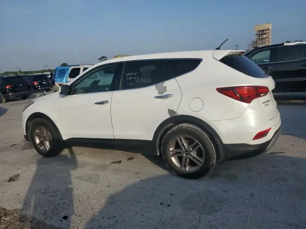 5NMZT3LB3JH088041 2018 HYUNDAI SANTA FE - Image 2