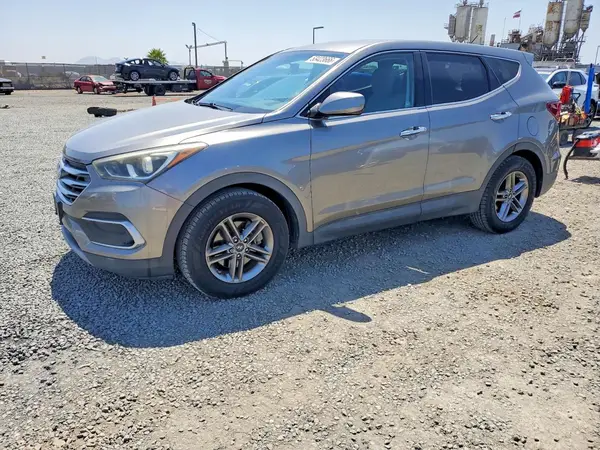 5NMZT3LB3JH095345 2018 HYUNDAI SANTA FE - Image 1