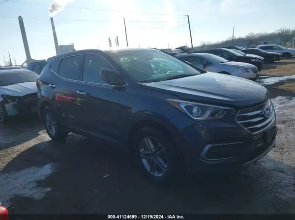 5NMZT3LB4HH036198 2017 HYUNDAI SANTA FE - Image 1