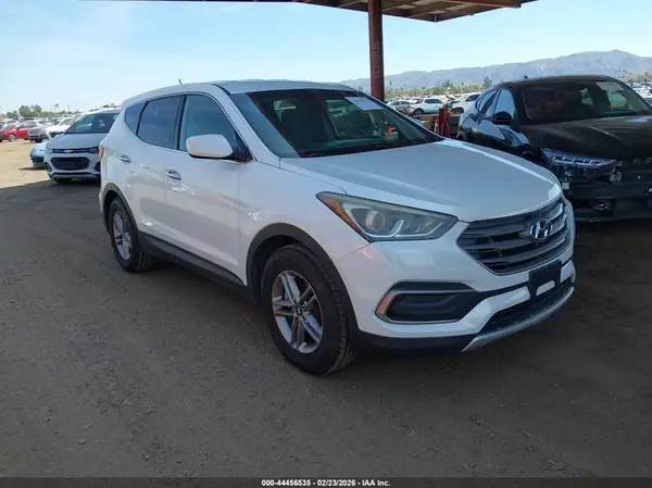 5NMZT3LB4JH062306 2018 HYUNDAI SANTA FE - Image 1