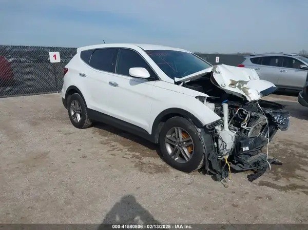 5NMZT3LB4JH083043 2018 HYUNDAI SANTA FE - Image 1