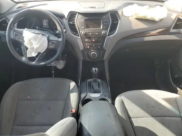 5NMZT3LB5HH014968 2017 HYUNDAI SANTA FE - Image 8