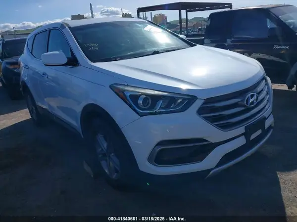 5NMZT3LB5HH023721 2017 HYUNDAI SANTA FE - Image 1