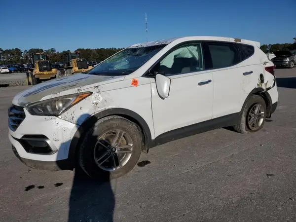 5NMZT3LB5HH029521 2017 HYUNDAI SANTA FE - Image 1