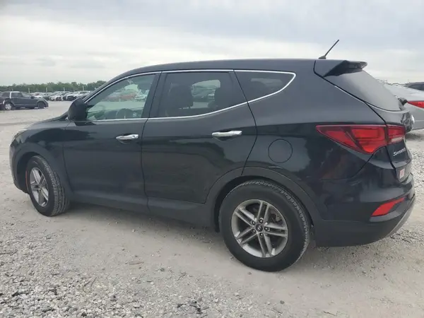 5NMZT3LB5JH056885 2018 HYUNDAI SANTA FE - Image 2