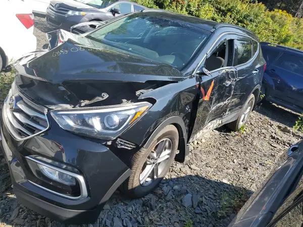 5NMZT3LB5JH091653 2018 HYUNDAI SANTA FE - Image 1