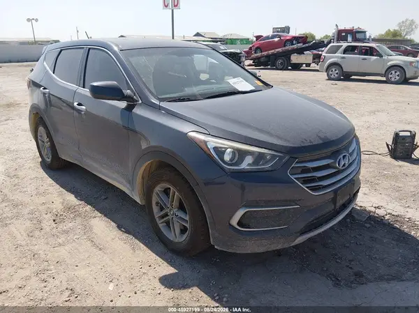 5NMZT3LB5JH095931 2018 HYUNDAI SANTA FE - Image 1