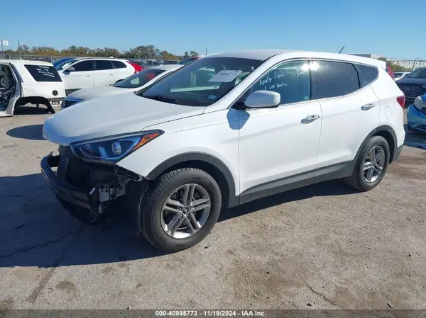 5NMZT3LB5JH104840 2018 HYUNDAI SANTA FE - Image 2