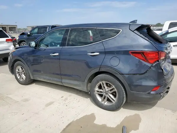 5NMZT3LB6HH004353 2017 HYUNDAI SANTA FE - Image 2