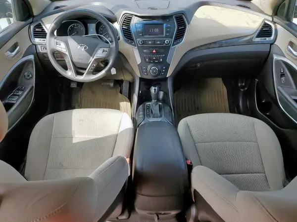 5NMZT3LB6HH004353 2017 HYUNDAI SANTA FE - Image 8