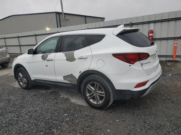 5NMZT3LB6HH032007 2017 HYUNDAI SANTA FE - Image 2
