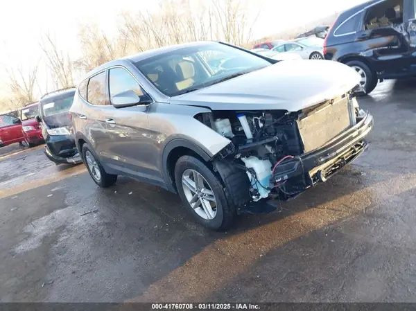 5NMZT3LB6JH067040 2018 HYUNDAI SANTA FE - Image 1