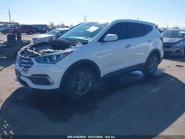 5NMZT3LB6JH084291 2018 HYUNDAI SANTA FE - Image 2
