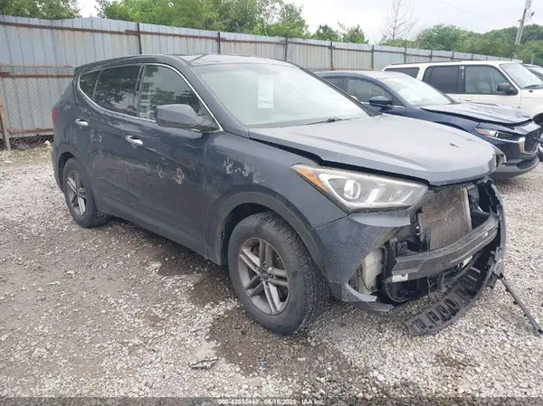 5NMZT3LB6JH084646 2018 HYUNDAI SANTA FE - Image 1