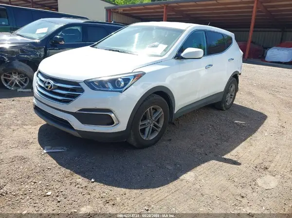 5NMZT3LB6JH088065 2018 HYUNDAI SANTA FE - Image 2