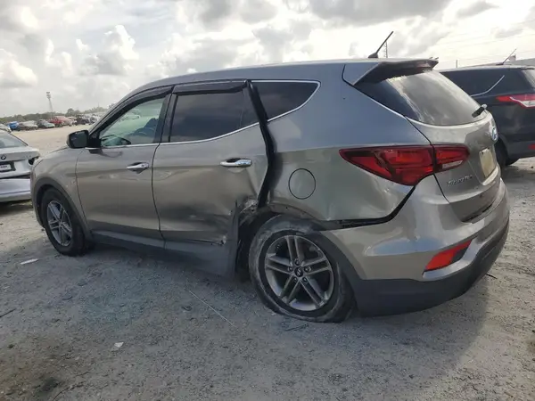 5NMZT3LB7JH080380 2018 HYUNDAI SANTA FE - Image 2