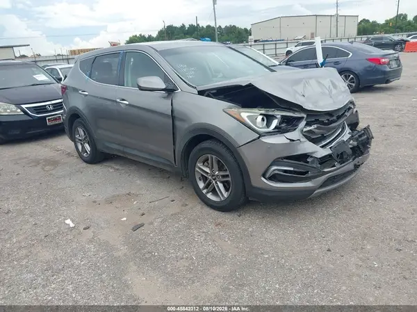 5NMZT3LB7JH085921 2018 HYUNDAI SANTA FE - Image 1