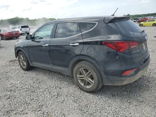 5NMZT3LB8JH082641 2018 HYUNDAI SANTA FE - Image 2
