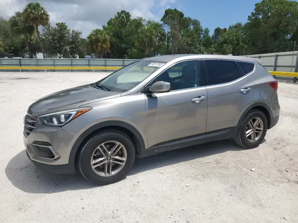 5NMZT3LB9HH004184 2017 HYUNDAI SANTA FE - Image 1