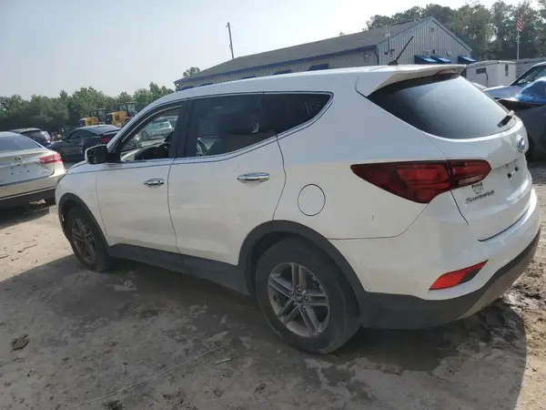 5NMZT3LB9JH081000 2018 HYUNDAI SANTA FE - Image 2