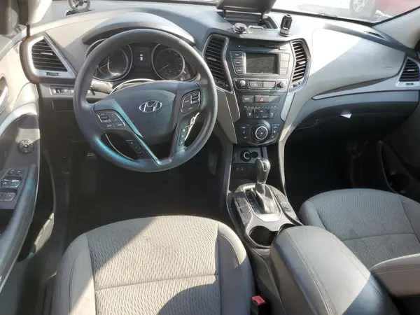 5NMZT3LB9JH081000 2018 HYUNDAI SANTA FE - Image 8