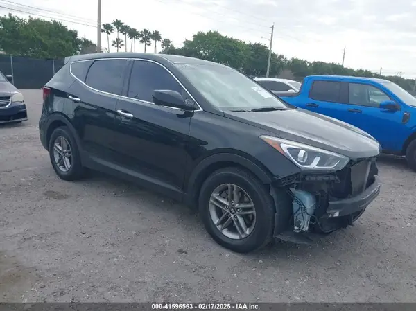 5NMZT3LB9JH081871 2018 HYUNDAI SANTA FE - Image 1